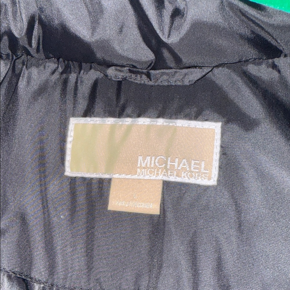 MICHAEL Michael Kors Quilted Black Snow Jacket - Picture 3 of 12